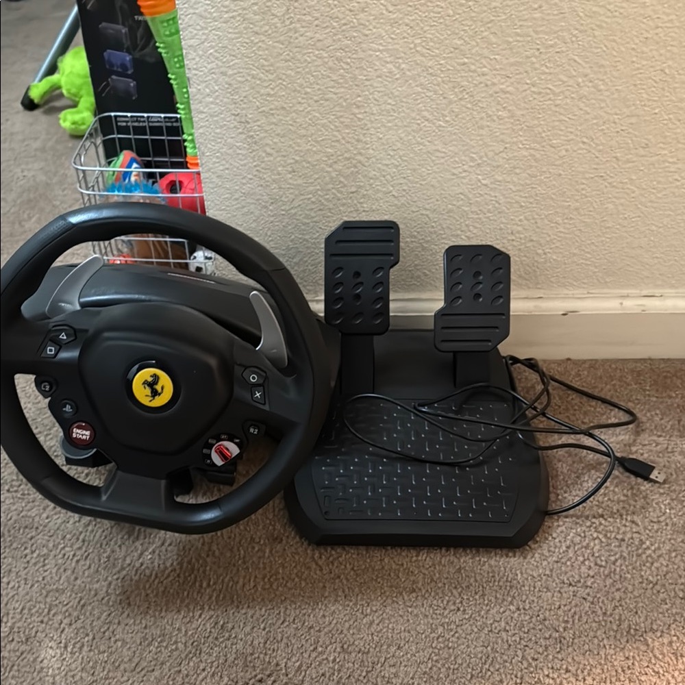Ferrari Racing Wheel and Pedals Set